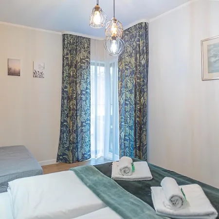 Apartament Komfortowy Relaks 1, Ogrody Pieniawskie, Myweek *