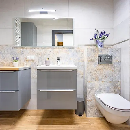 Apartment Komfortowy Relaks 1, Ogrody Pieniawskie, Myweek *